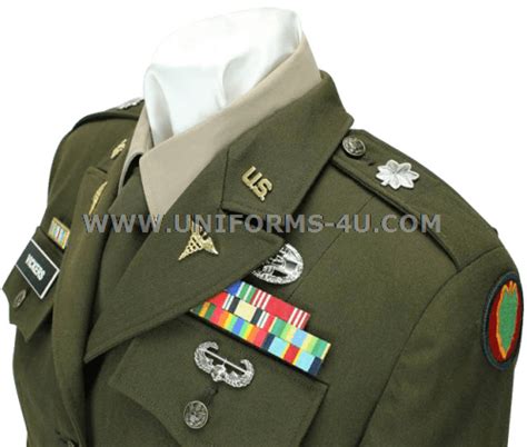 U.S. ARMY FEMALE OFFICER ARMY GREEN SERVICE UNIFORM (AGSU)