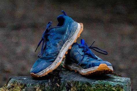 REVIEW: Altra Lone Peak 7 | The Trail Hub | SportsShoes.com