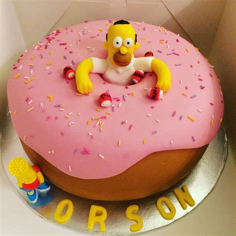 Simpsons birthday donut cake, homer, bart | Donut birthday cake, Cake donuts, Simpsons cake