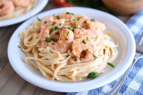 Creamy Garlic Shrimp Pasta - Mel's Kitchen Cafe