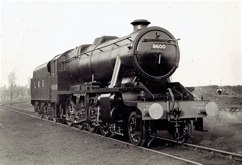 London, Midland & Scottish Railway (UK) - LMS Class 8F 2-8… | Flickr