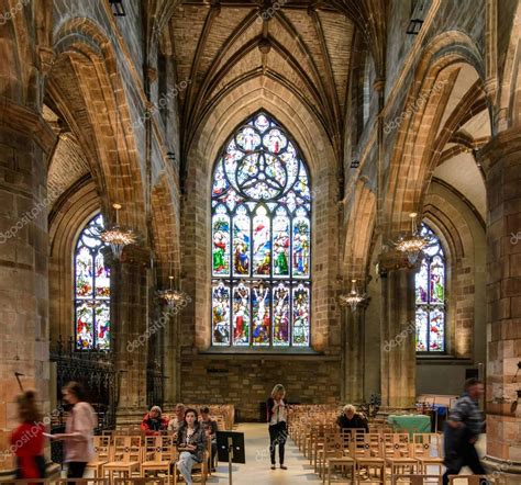 Interior of St. Giles' Cathedral in Edinburgh, Scotland – Stock Editorial Photo © dnaveh #168521564