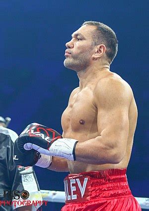 Kubrat Pulev Wiki, Wife, Net Worth, Age, Height, Girlfriend, and Biography