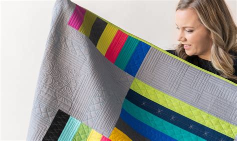 Free Pattern: Negative Space Quilt | Craftsy