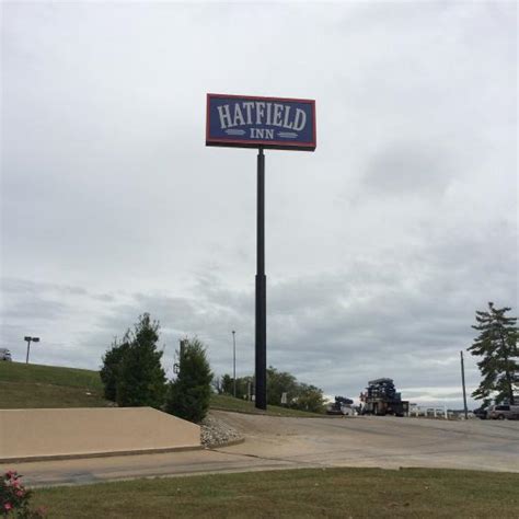 The Hatfield Inn - UPDATED 2017 Prices & Hotel Reviews (Leitchfield, KY) - TripAdvisor