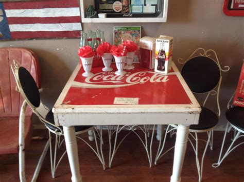 Coca Cola Table And Chairs