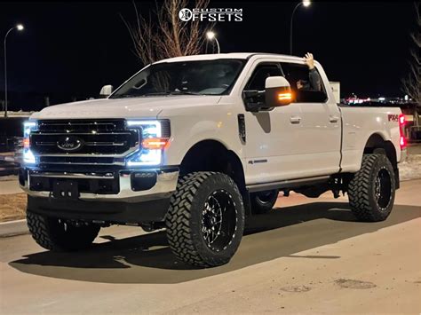 2022 F350 Lifted