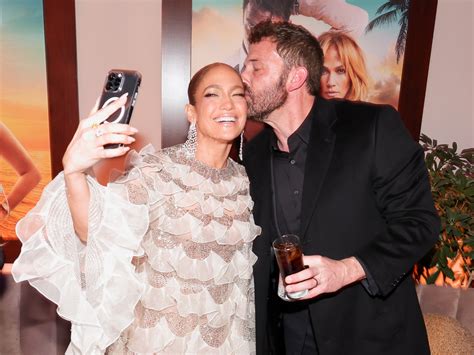 Jennifer Lopez & Ben Affleck’s Best Red Carpet Photos – SheKnows