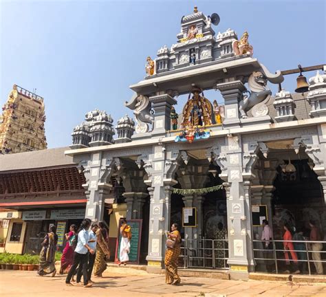 Krishna Temple Udupi - Shri Krishna Matha - SugarSpiceNice