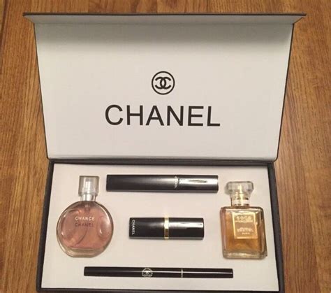 Chanel perfume gift set | in Llanelli, Carmarthenshire | Gumtree