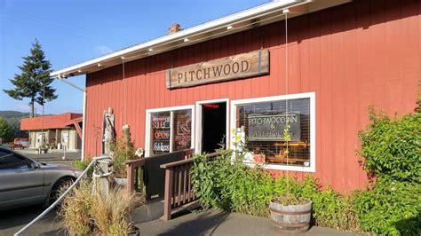 Pitchwood Alehouse & Inn | 425 3rd St #1713, Raymond, WA 98577, USA