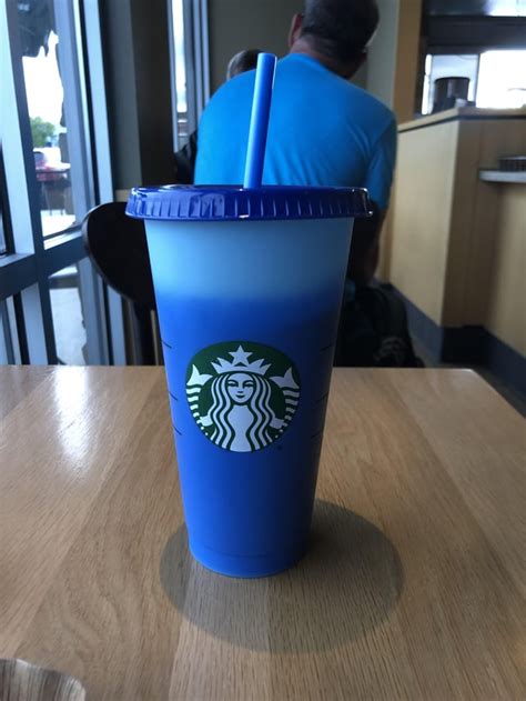 The color changing cups are so fun! : r/starbucks