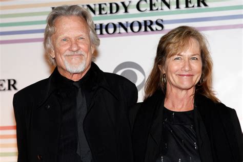 Kris Kristofferson 'Enjoying' Retirement With Wife Lisa Meyers