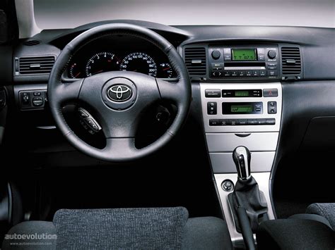 Toyota corolla hatchback 2004 dimensions