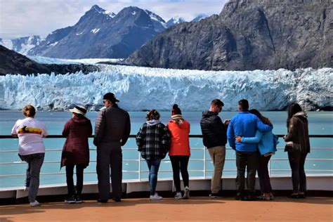 Overview: Experiencing Glacier Bay, Alaska on a Cruise