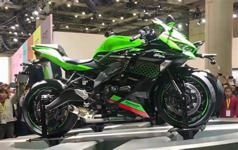 VIDEO: Kawasaki Ninja ZX-25R hitting 17,000RPM on the dyno! - BikesRepublic.com