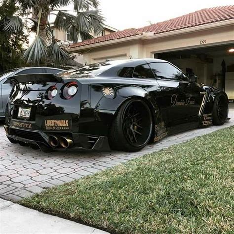 Modified Nissan Gtr R35 Custom - Feketerdo