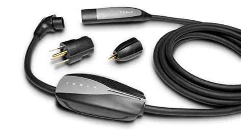 Tesla formally recalls more than 29,000 Model S wall charging adapters