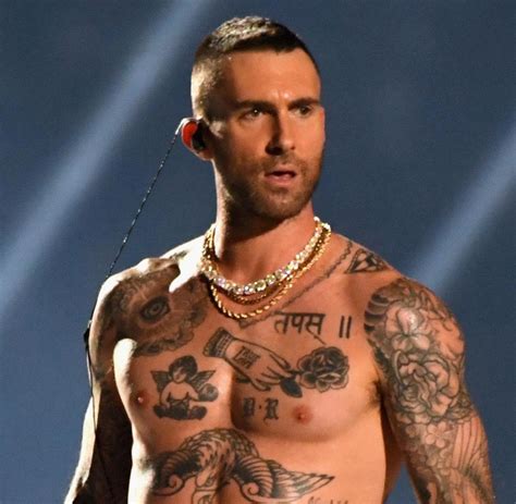 Super Bowl 2019: Maroon 5 geben sich in der Halbzeitshow die Blöße - WELT