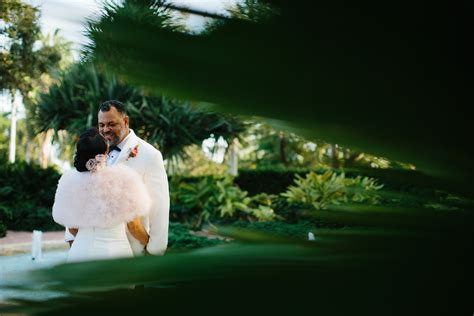 Thalatta Estate Wedding Guide - Carolina Guzik Photography