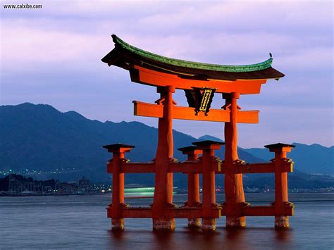 Japão ao seu alcance: Templo Itsu­kushima