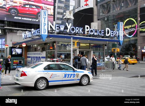 NYPD New York Police Department car and office, Times Square, Manhattan ...