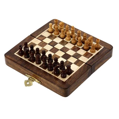 Echecs de voyage pliant définie et carton cadeaux uniques pièces magnétiques en bois | Juego de ...