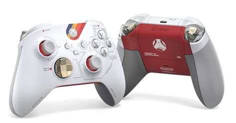 Xbox’s Starfield Controller and Headset Put You Right Into the Cockpit