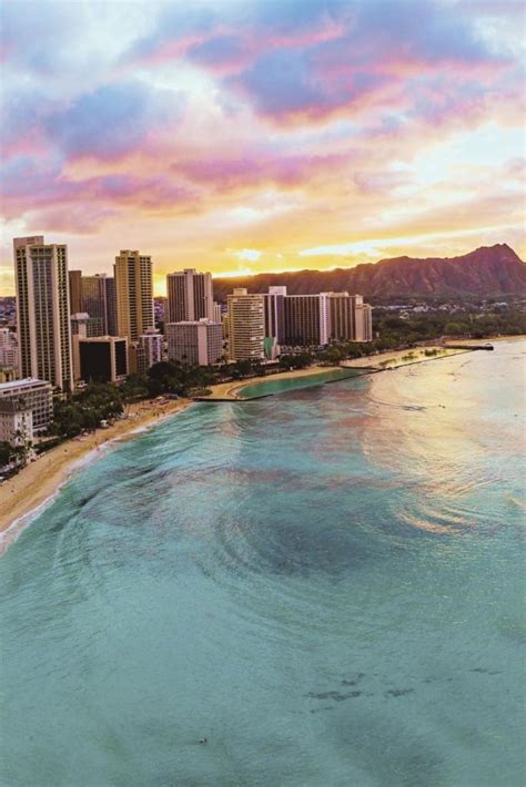 Where to Watch the Sunset on Waikiki Beach (Updated 2024)