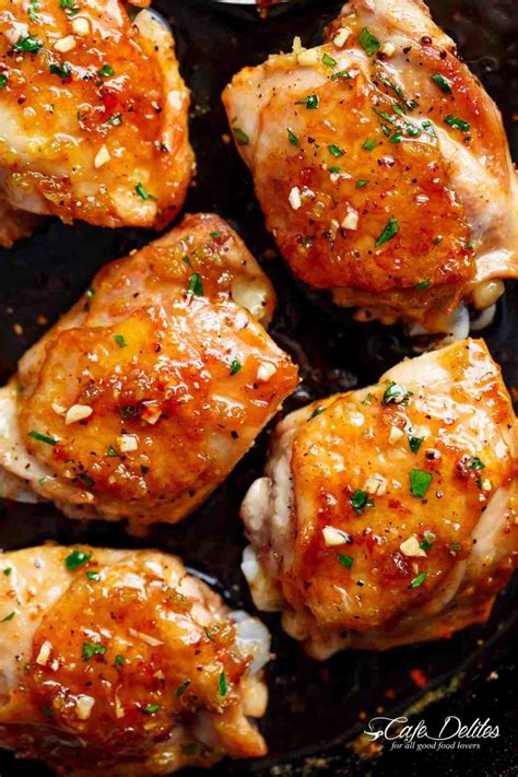 SUPER EASY HONEY GARLIC CHICKEN RECIPE | Sahara's Cooking