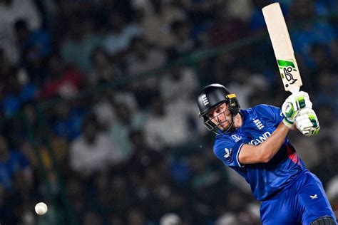 Jos Buttler had a short stay at the crease | ESPNcricinfo.com