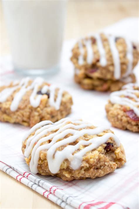 Apple Cinnamon Oatmeal Cookies | Natalie's Health