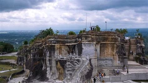 TOURISM MINISTRY HOPES BREKSI CLIFFS ARE KNOWN AS WORLD EARTH HERITAGE