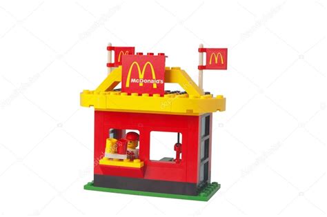 McDonalds Drive Thru Lego Set – Redactionele stockfoto © ctrphotos ...