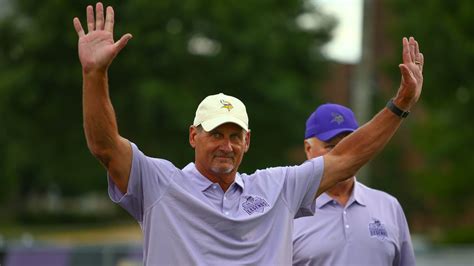 Vikings Legend Scott Studwell to Retire After 42-Year Playing ...