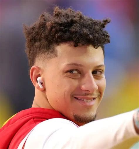 Top 10 Patrick Mahomes Haircuts 2024 (With Pictures)