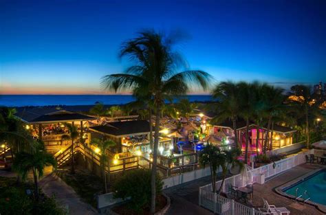 Paradise News Magazine | 2016 Top Florida Beach Bars