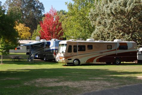 Beechworth Lake Sambell Caravan Park (CP) - Full Range Camping Directory