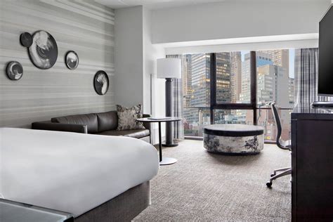 New York Marriott Marquis Hotel (New York (NY)) - Deals, Photos & Reviews