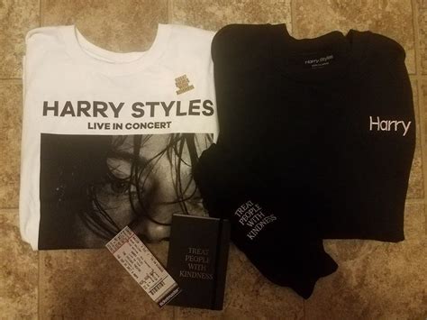 harry styles 2018 tour merch