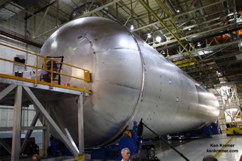 NASA’s First SLS Mars Rocket Fuel Tank Completes Welding - Universe Today