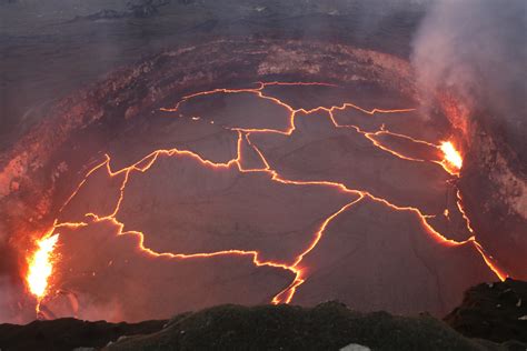 VIDEO: New Videos Capture Kilauea Volcano Lava Lake