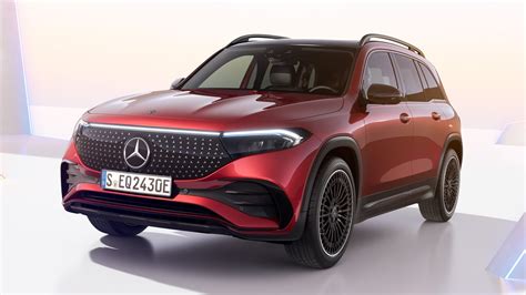 2024 Mercedes-Benz EQB First Look: What’s New For the Small Electric SUV