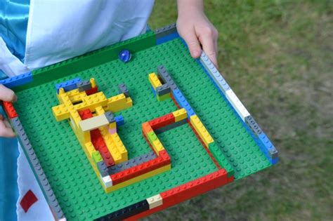 How to make a LEGO maze