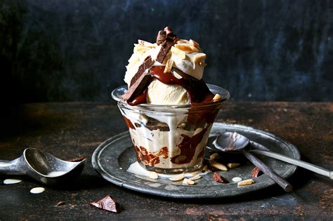 Hot Fudge Sundae Day – Ultimate Magazine