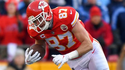 Travis Kelce wobbly after taking big hit against Titans | Sporting News ...