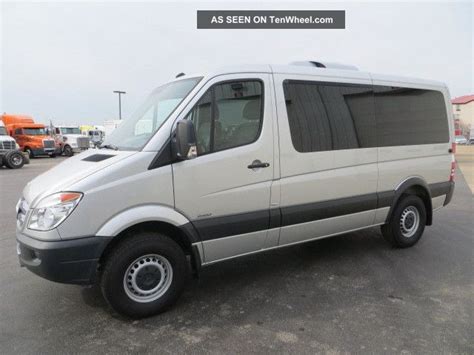 2012 Mercedes - Benz 12 Passenger Sprinter