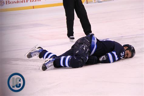 Winnipeg Jets provide status update on Dustin Byfuglien | Illegal Curve ...