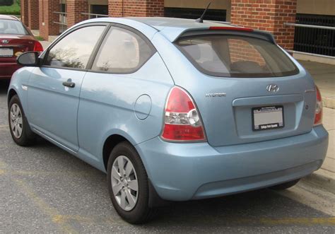 2008 Hyundai Accent - Information and photos - MOMENTcar