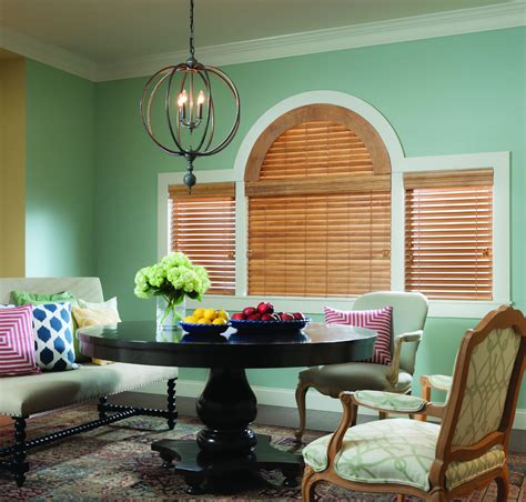 Custom & Durable Wood & Faux Wood Blinds in Ontario, Canada